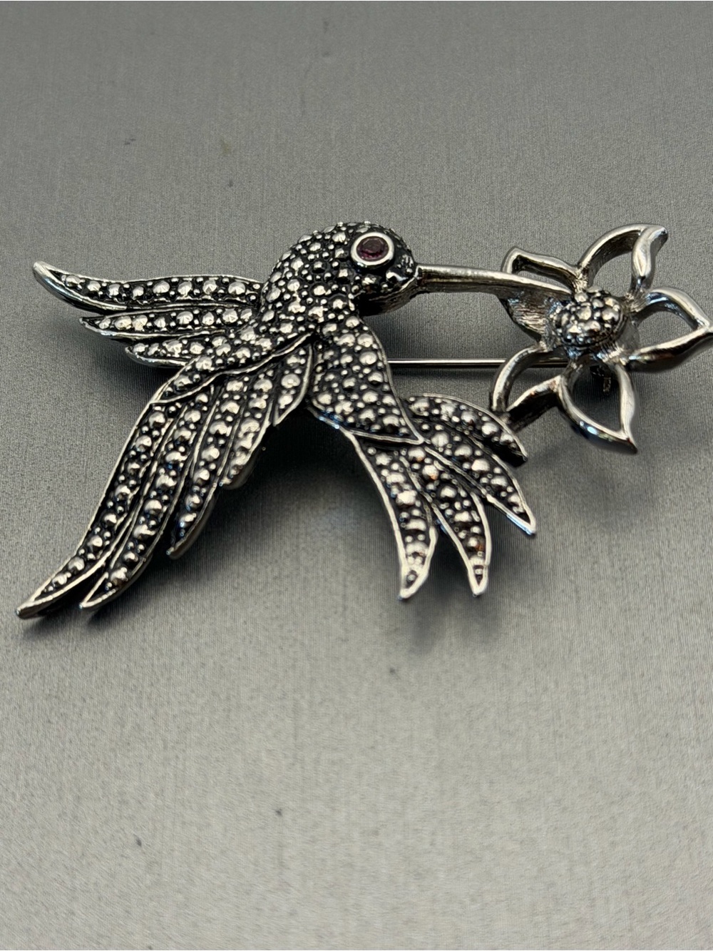 Avon Hummingbird Flower Brooch Pin in Silver Tone Purple Eye Vintage